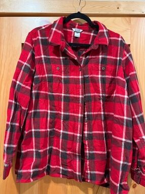 Duluth Trading Co Red Black Plaid Button-Up Flannel Shirt